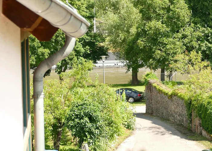 Ines טריטנהיים